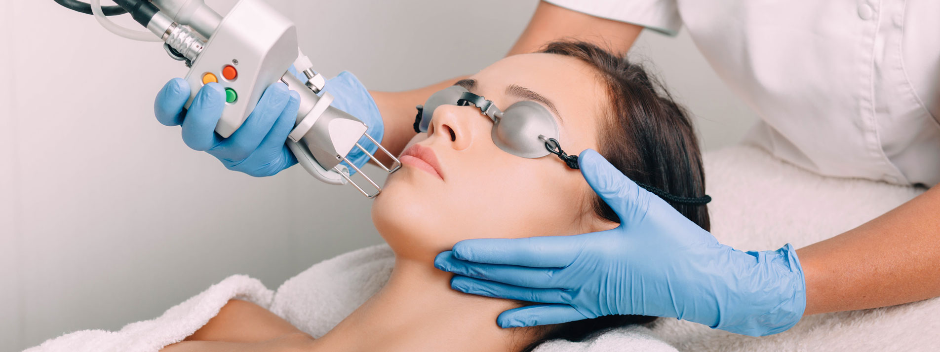 Lasermedizin und ärztliche Kompetenz in der Dermatologie Hautarzt Dr. Mader in Duisburg-Homberg